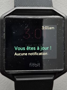 fitbit Smartwatch in Black with Black Band
